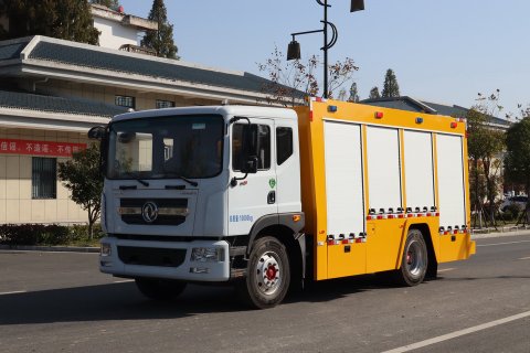 東風D9大流量排水車